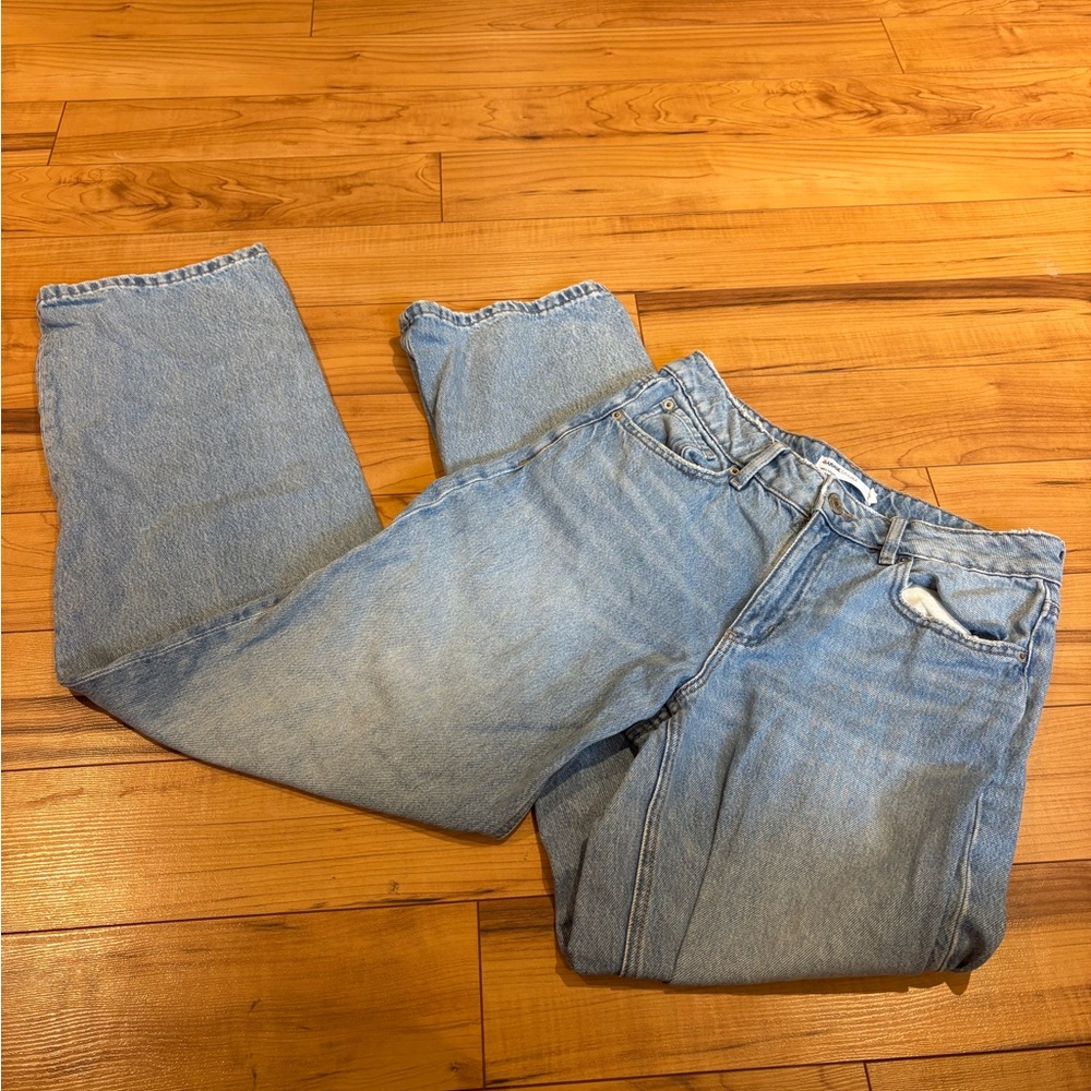 Garage Light Wash Baggy Jeans 👖🫐